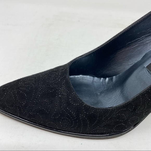 Stuart Weitzman black suede floral pumps - Picture 3 of 9